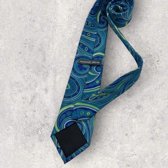 GEOFFREY BEENE Blue/Green Paisley Silk LUXURY Tie - Picture 2 of 5